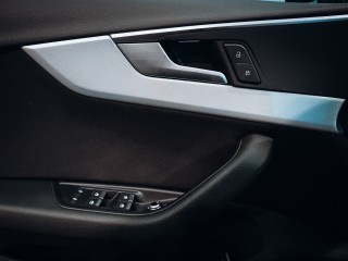 Audi A4 2.0TDI Avant sport Quattro