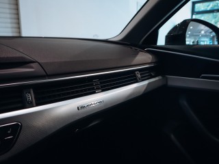 Audi A4 2.0TDI Avant sport Quattro