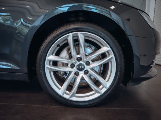 Audi A4 2.0TDI Avant sport Quattro