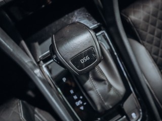 Škoda Karoq 1.5 TSI ACT DSG Style