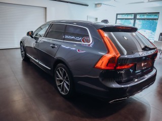 Volvo V90 2.0 T8 AWD - Inscription TOP