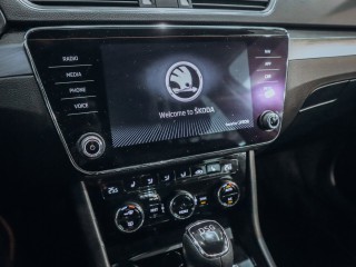 Škoda Superb Combi 2.0 TDI DSG 140kW