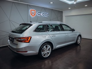 Škoda Superb Combi 2.0 TDI DSG 140kW