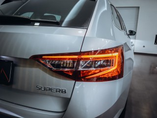 Škoda Superb Combi 2.0 TDI DSG 140kW