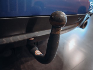 BMW 220i M SPORT 7míst