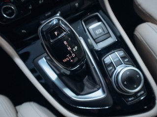 BMW 220i M SPORT 7míst