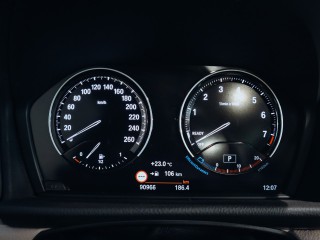 BMW 220i M SPORT 7míst