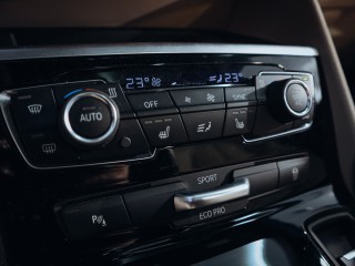 BMW 220i M SPORT 7míst