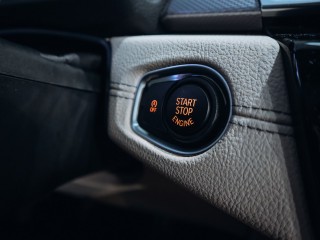 BMW 220i M SPORT 7míst