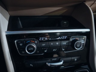 BMW 220i M SPORT 7míst