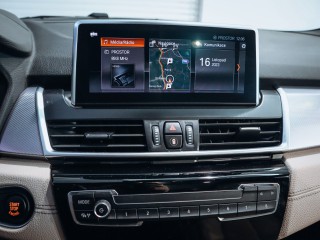 BMW 220i M SPORT 7míst