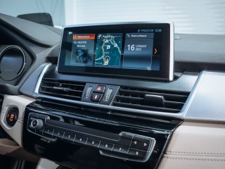 BMW 220i M SPORT 7míst