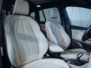 BMW 220i M SPORT 7míst