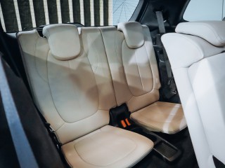 BMW 220i M SPORT 7míst