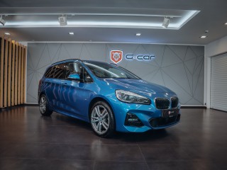 BMW 220i M SPORT 7míst