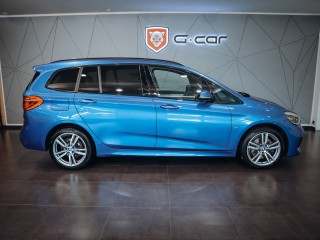 BMW 220i M SPORT 7míst