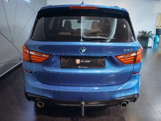 BMW 220i M SPORT 7míst
