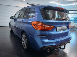 BMW 220i M SPORT 7míst