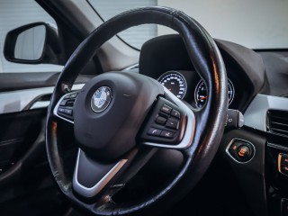 BMW X1 sDrive 18i aut. *REZERVACE*