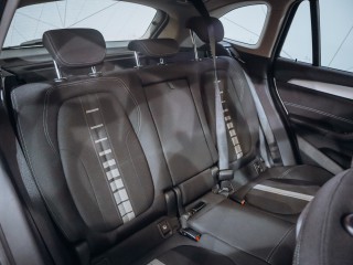 BMW X1 sDrive 18i aut. *REZERVACE*
