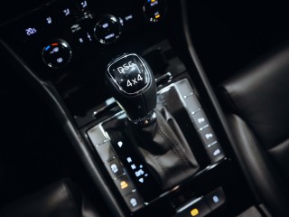 Škoda Superb 2.0 TDI 4x4 DSG L&K 140kW