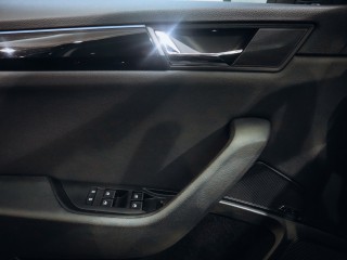 Škoda Superb 2.0 TDI 4x4 DSG L&K 140kW