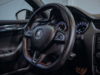 Škoda Octavia 2.0 TDi RS DSG - TOP stav