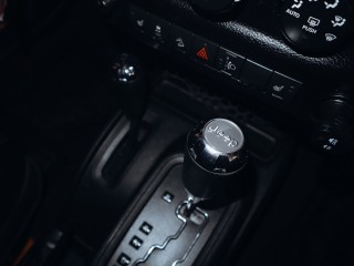 Jeep Wrangler Unlimited 2,8 CRD - TOP