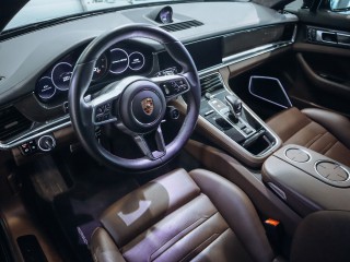 Porsche Panamera GTS Sport Turismo 338 kW