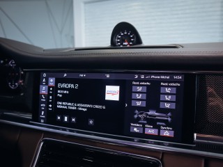 Porsche Panamera GTS Sport Turismo 338 kW