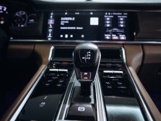 Porsche Panamera GTS Sport Turismo 338 kW