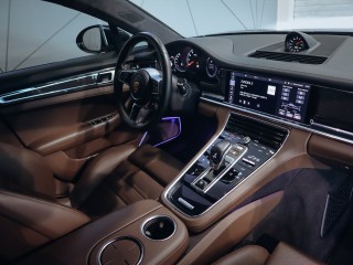 Porsche Panamera GTS Sport Turismo 338 kW