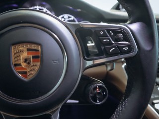 Porsche Panamera GTS Sport Turismo 338 kW