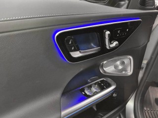 Mercedes-Benz C 300e HYBRID AMG 4Matic