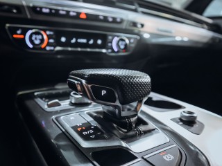 Audi Q7 3.0TDI, Quattro S-line 200kw