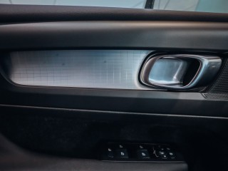 Volvo XC40 T3 FWD Momentum AT