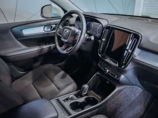 Volvo XC40 T3 FWD Momentum AT