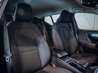 Volvo XC40 T3 FWD Momentum AT