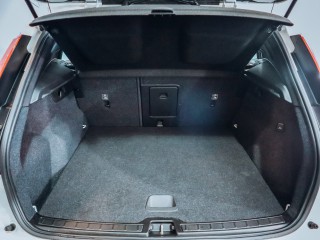 Volvo XC40 T3 FWD Momentum AT