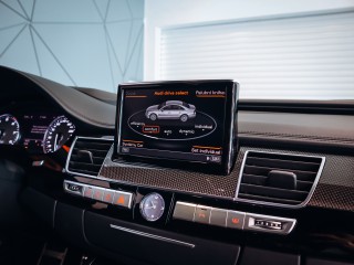 Audi S8 Plus Ceramic Carbon- TOP
