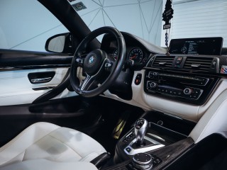 BMW M4 Coupé, Head-Up, Harman Kardon