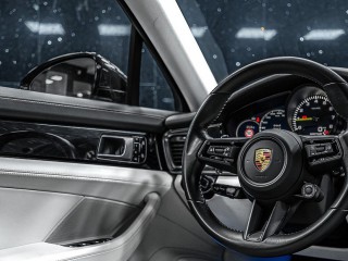 Porsche Panamera 4S E-Hybrid ST Chrono