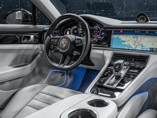 Porsche Panamera 4S E-Hybrid ST Chrono