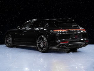 Porsche Panamera 4S E-Hybrid ST Chrono