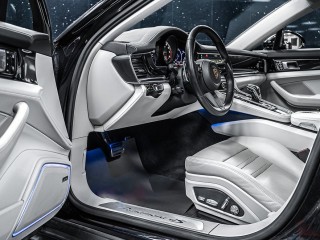 Porsche Panamera 4S E-Hybrid ST Chrono