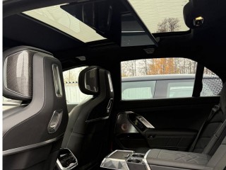 BMW 7M760E Executive Lounge TV