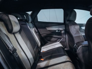 Peugeot 3008 GT PACK HYBRID4 300 e-EAT8