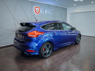 Ford Focus 1.5 ST Titanium