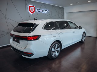 Volkswagen Passat Business 1.5 eTSI 110kW