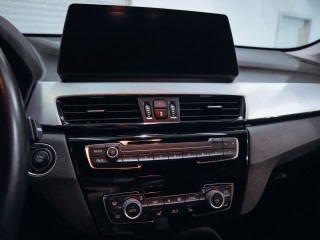 BMW X1 xDrive25e LED Navi